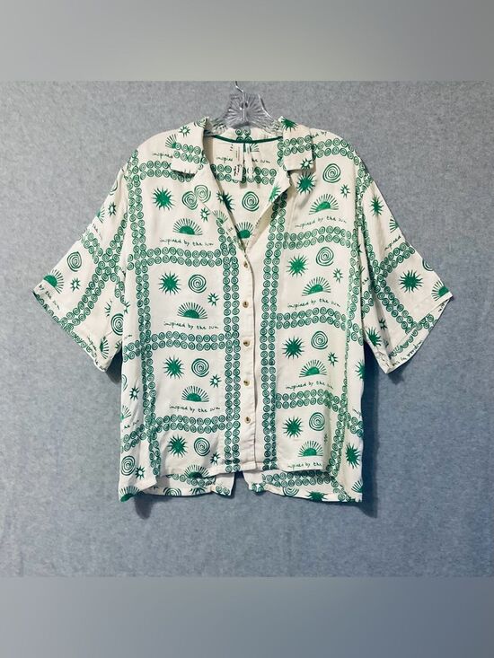 Anthropologie Tops - Anthropologie Button Front Sun Print Shirt open back  Cream and Green Sz L